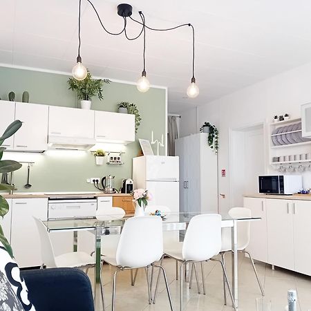 Casarava Sul Parco 3 Camere 2 Bagni 里乔内 外观 照片