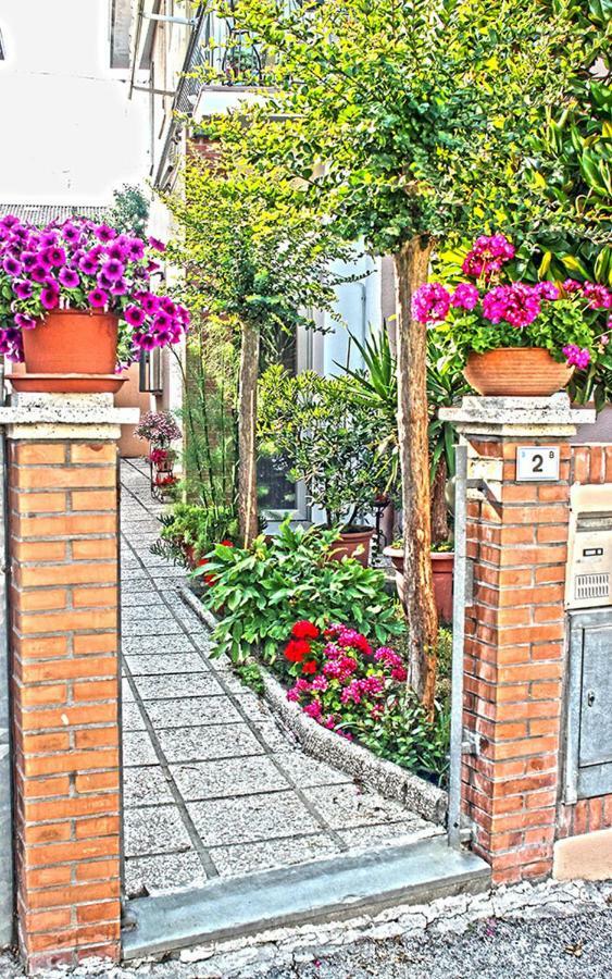 Casarava Sul Parco 3 Camere 2 Bagni 里乔内 外观 照片